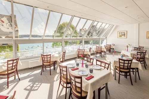 Hôtel Du Port Et De L'aven, Book Hotel  