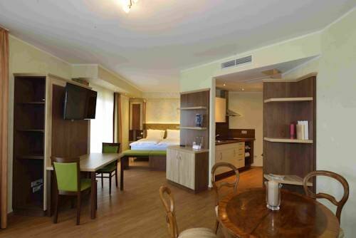 Rheinhotel Larus, Забронировать Отель Кальт Долина Среднего Рейна