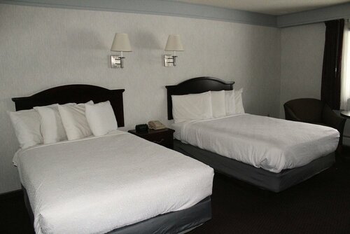 Shiretown Inn & Suites, Забронировать Мини-отель Хоултон штат Мэн
