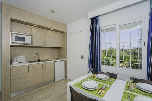 Aparthotel Holiday Center, Reservar Apart-hotel Hotéis em Santa Ponça com piscina, Piscina