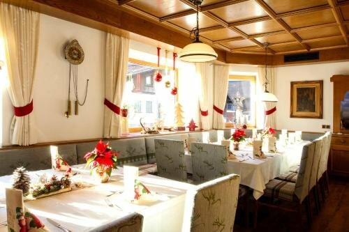 Hotel Gasthof Zum Schwanen, Забронировать Отель Пфлах Ройтте