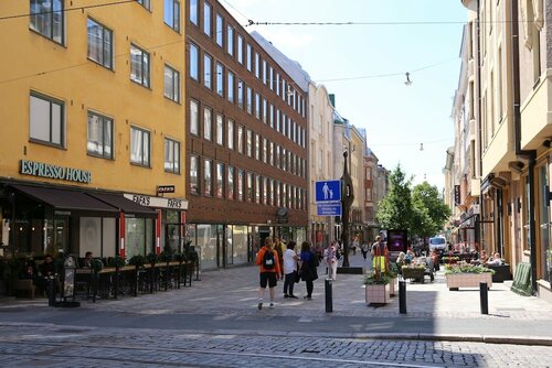 WeHost Pieni Roobertinkatu Small 13, Забронировать Апартаменты/квартира Отели Хельсинки с парковкой, Парковка