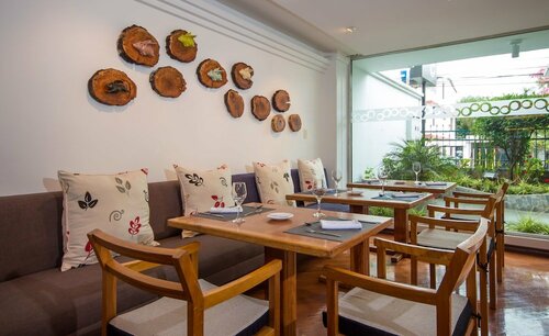 Hotel Tourblanche, Prenota Hotel Hotel business a Quito, 4* 5*