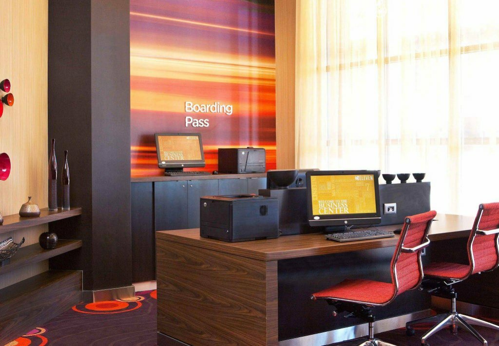 Courtyard Syracuse Downtown Armory Square