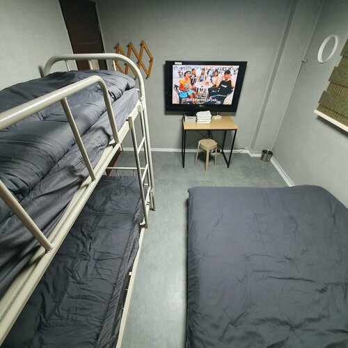 Seven Hostel, Забронировать Хостел Содэмунгу Сеул, рядом с Университет Ёнсе