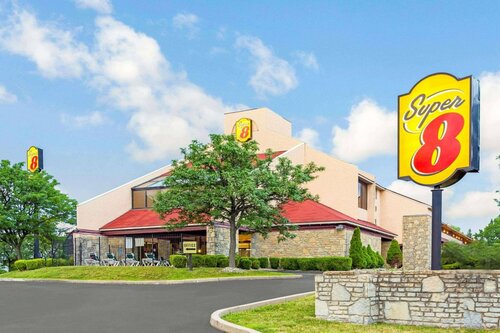 Super 8 by Wyndham Fort Mitchell Cincinnati Area, Забронировать Отель Цинциннати штат Огайо