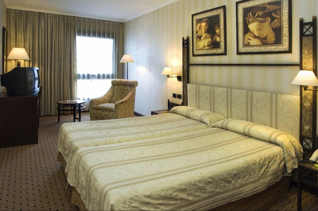 Hotel Gran Via
