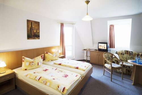 Hotel Alte Apotheke, Забронировать Отель Бад-Дюрренберг Saale-Unstrut