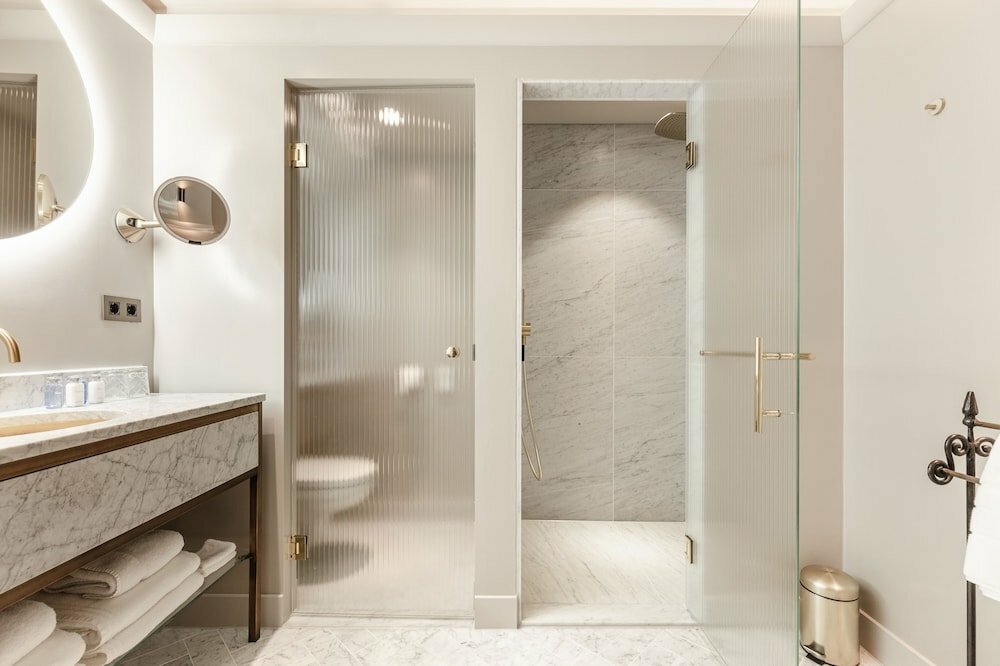 Hotel Seven One Seven