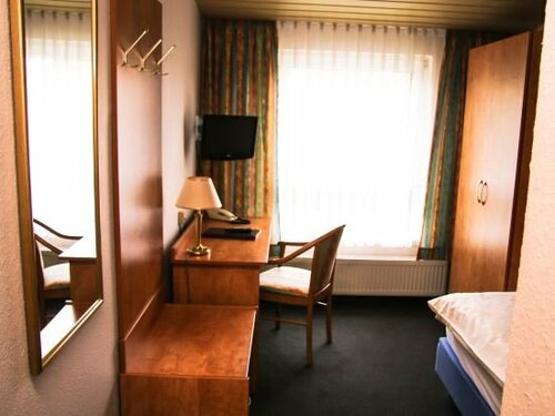 Kärntner Stubn, Rezervasyon Otel Königslutter am Elm 