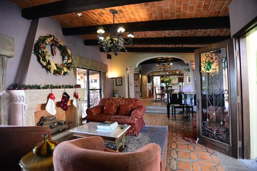 Casa Tres Leones, Забронировать Отель Отели Ахихик 3 звезды, 3*