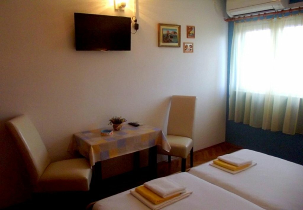 Ognjen - Family Apartments With Free Parking - Sa3