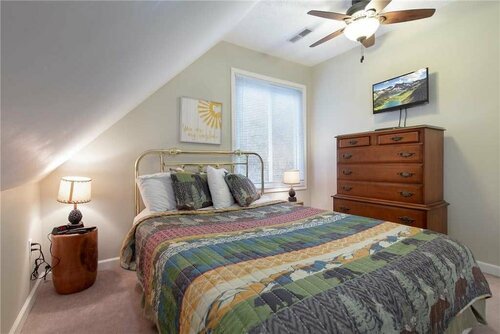Kickback Kabin, Забронировать Дом для отпуска Гатлинберг Great Smoky Mountains National Park