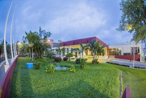 Gamma Tampico, Book Hotel Tampico hoteller med pool, Swimmingpool