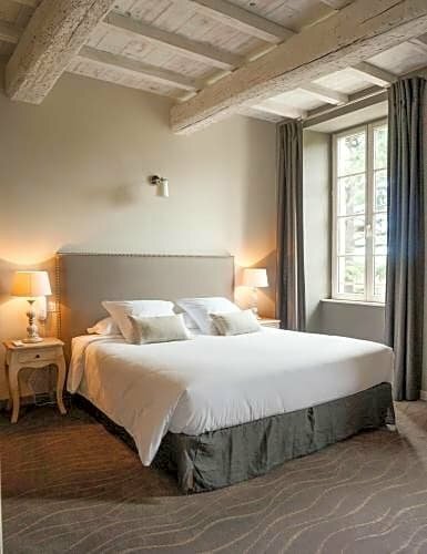 Villa Montesquieu, Đặt Biệt thự Biệt thự ở Gard, Biệt thự