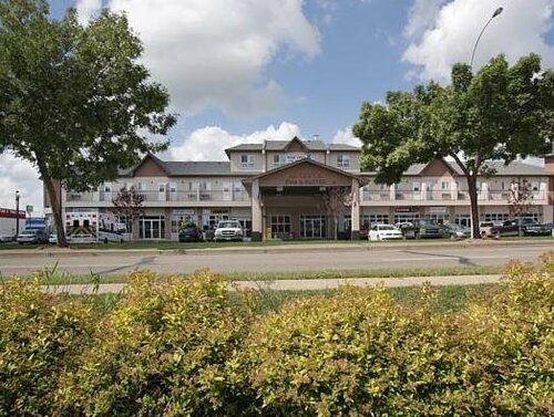 Alberta Inn & Suites, Varaa Hotelli Wetaskiwin Central Alberta