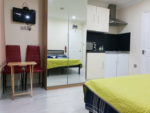 Dodi Aparts London, near Stratford close to tube station, Забронировать Апартаменты/квартира Отели Большого Лондона с парковкой, Парковка