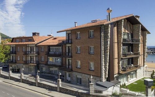 Hotel Silken Palacio Uribarren, Réserver Hôtel Hôtels à Pays basque avec piscine, Piscine