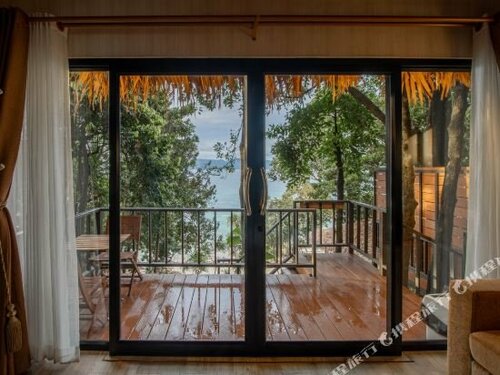 Decho Beach Resort, Varaa Lomakeskus Hotellit Satun uima-altaalla, Uima-allas