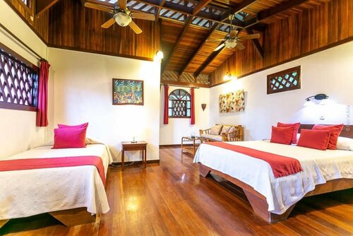 Hotel El Encanto, Забронировать Отель Отели в центре Кауита, в центре, Парковка