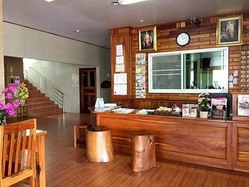 Porn 2 Hotel, Забронировать Отель Отели Khon Kaen Province с парковкой, Парковка