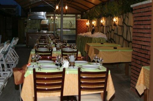 ‪Elit Garden Hotel‬, Rezerwuj Hotel Hotele w Mediterranean Region Turkey z parkingiem, Parking