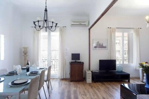 Go-BCN Residence Sagrada Familia, Забронировать Отель Грасиа Барселона, рядом с Flamenco Barcelona