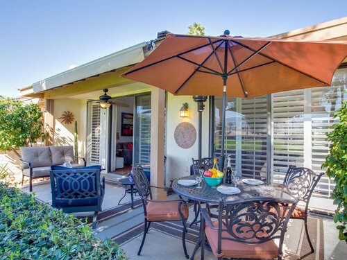 Desert Song at Monterey Country Club Apartment 2, Забронировать Апартаменты/квартира Палм-Дезерт Coachella Valley