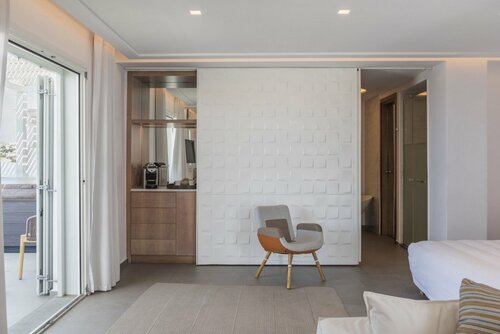 Myconian Korali Relais & Chateaux, Забронировать Отель Отели Миконоса 5 звезд, рядом с Glam Club, 5*