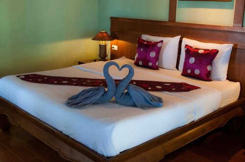 Rocky Point Resort, Rezervovat Lázně / Resort Hotely v Central Thailand se snídaní, Snídaně