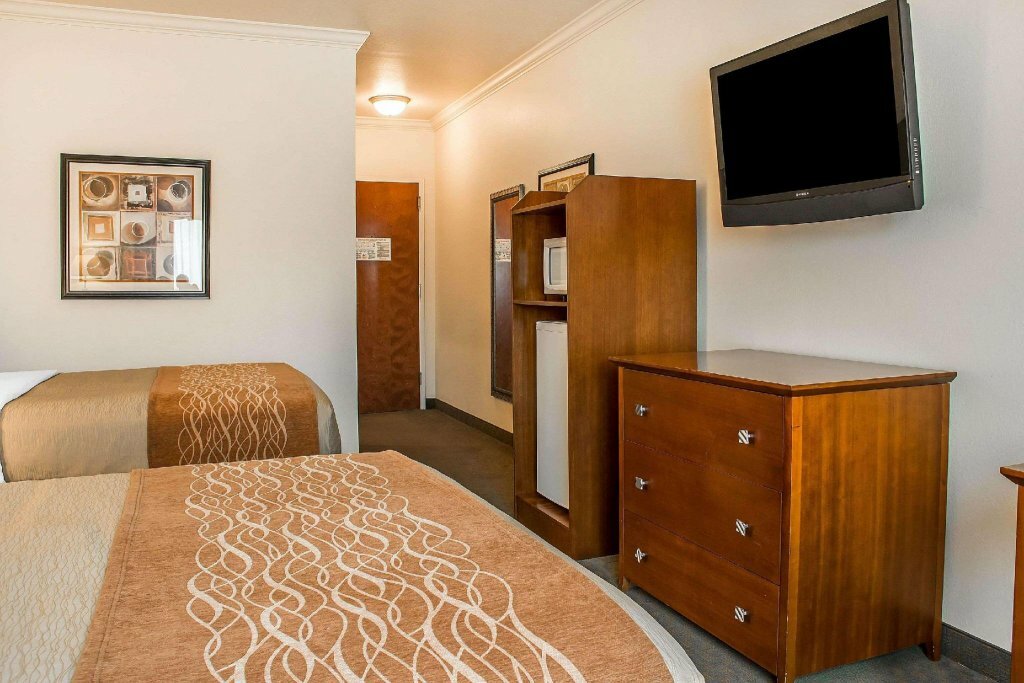 Comfort Inn