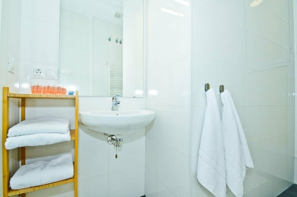 Cozy one Bedroom Duplex in the Heart of Seville. Acanthus I