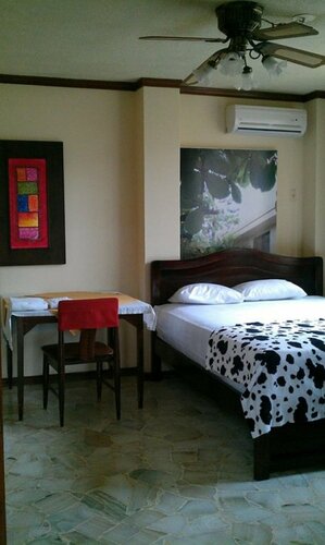 Golden Mar Hostal, Rezervați Hostel Hosteluri în Manabi, Hostel