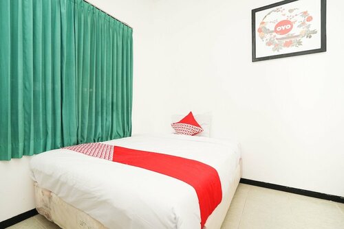 Merapi Inn, Prenota Hotel Hotel in centro a Surabaya, hotel in centro a Surabaya, Parcheggio