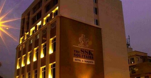 The SSK Solitaire Hotel & Banquets, Забронировать Отель Отели Насик с завтраком, Завтраки