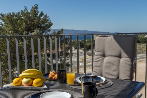 Gospojica Bol, Брондау Пәтер Split Region қаласындағы жүзу бассейні бар қонақ үйлер, Жүзу бассейні