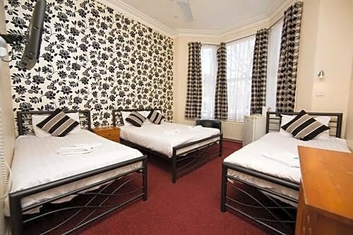 Royal Guest House by Saba, Varaa Matkakoti Hotellit Merseyside aamiaisella, Aamiainen