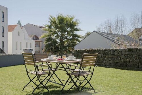 Liiiving in Porto - Terrace Sunny Apartment, Забронировать Апартаменты/квартира Порту Регион Порту