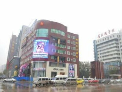 Green Tree Inn Taiyuan Eastern Qinxian Hotel, Забронировать Отель Отели Тайюань 4 звезды, рядом с Taiyuan Wangfujing Department Store, 4*