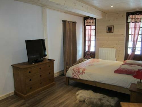 Hôtel Chalet Le Caribou, Забронировать Шале Отели Espace Diamant с парковкой, Парковка