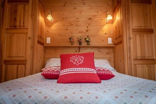 Hotel La Bonne Auberge, Забронировать Хостел Сен-Мартен-Везюби Национальный парк Меркантур, рядом с Vesúbia Mountain Park