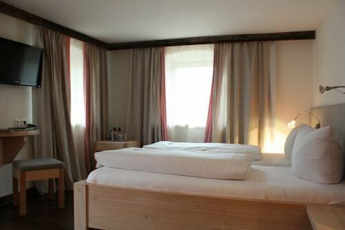 DAS Posch Hotel, Забронировать Отель Отели Обераммергау с бассейном, Бассейн