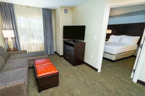 Staybridge Suites Newark - Fremont by IHG, Забронировать Отель Ньюарк Область залива Сан-Франциско