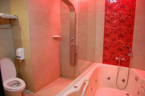 Hotel Sogo Tarlac, Buchen Sie Hotel Tarlac City Luzon