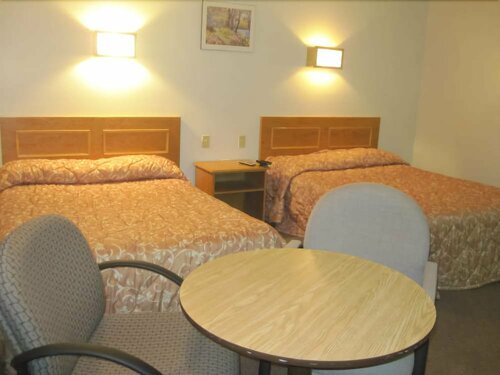 Clarkson Village Motel, 1815 Lakeshore Rd West Mississauga, Забронировать Мотель Мотели Greater Toronto Area, Мотель