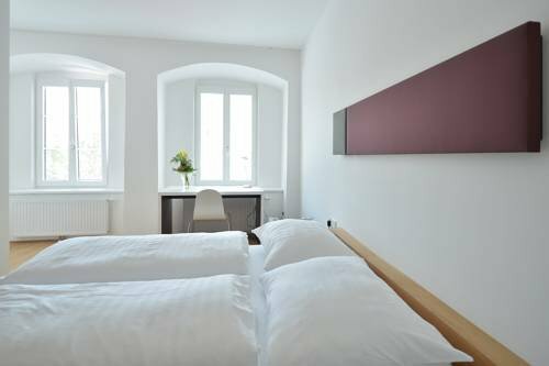 Hotel zum Goldenen Schiff, Đặt Khách sạn Enns Upper Austria