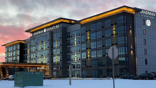 Sandman Signature Sherwood Park Hotel, Забронировать Отель Шервуд Парк Central Alberta