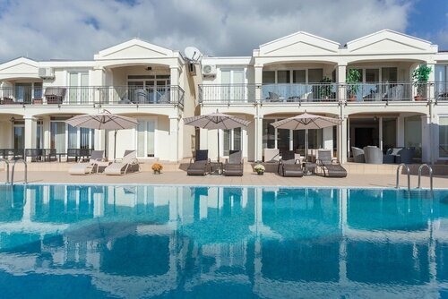Apartment in Becici, Забронировать Апартаменты/квартира Отели Рафайловичи с бассейном, Бассейн