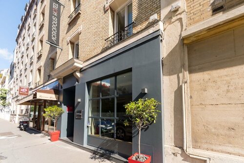 Parici Hôtel Boulogne Billancourt, Забронировать Отель Булонь-Бийанкур , рядом с Марсель Сенба