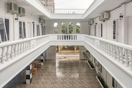 Roemah GH, Book Hotel Hoteller i Medan med parkering, Parkering